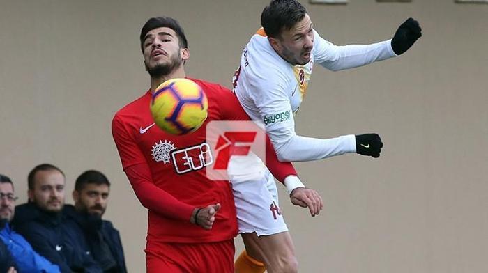 Galatasarayda Belhanda şoku Çılgına döndü