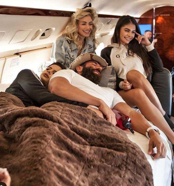 Dan Bilzerianın Amerikaya davet ettiği İzmitli Ömer Okkalının hesabına 5 bin dolar geldi