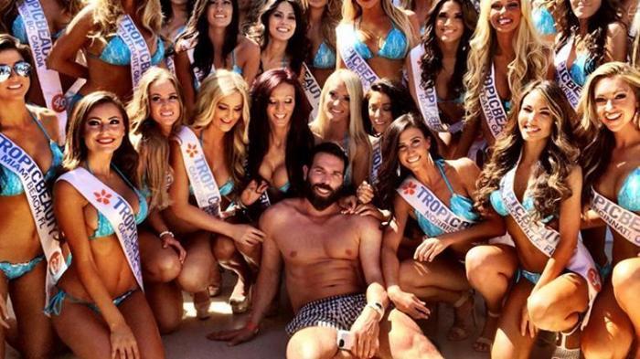 Dan Bilzerianın Amerikaya davet ettiği İzmitli Ömer Okkalının hesabına 5 bin dolar geldi
