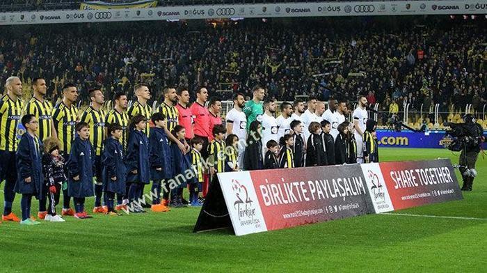 Fenerbahçe-Akhisarspor maçından kareler