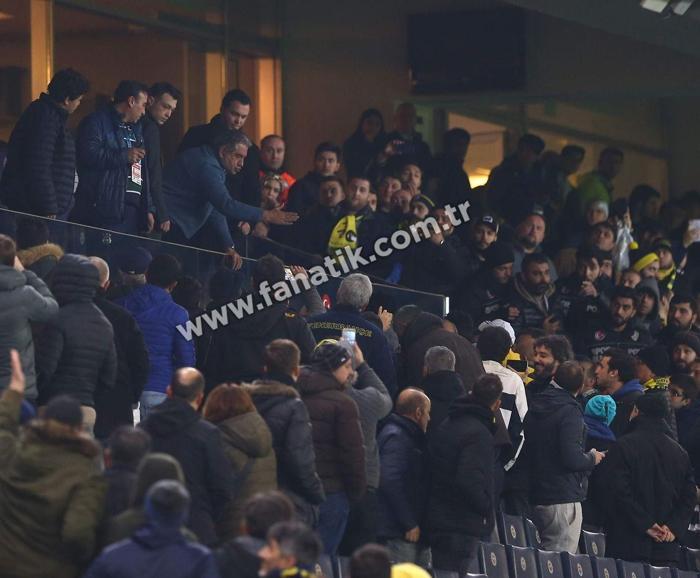 TARAFTARDAN MAHMUT USLUYA TEPKİ