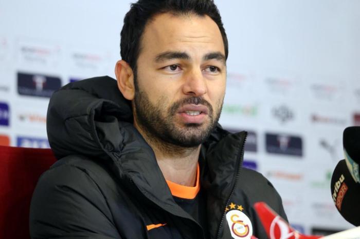 Galatasarayda Floryada büyük operasyon Birçok isimle yollar ayrılıyor...