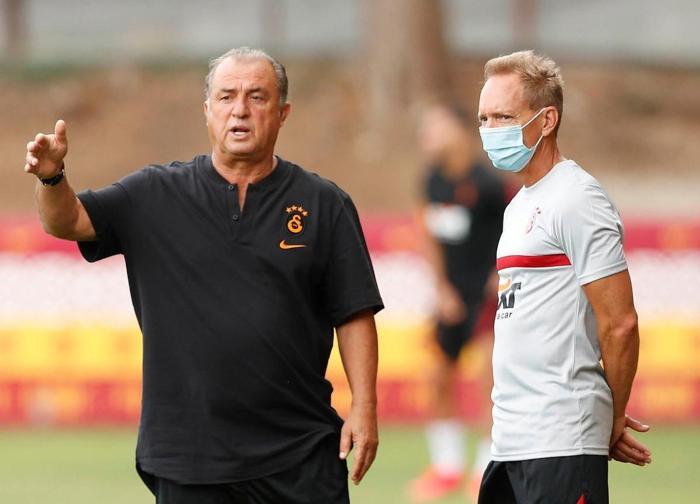 Galatasarayda Floryada büyük operasyon Birçok isimle yollar ayrılıyor...