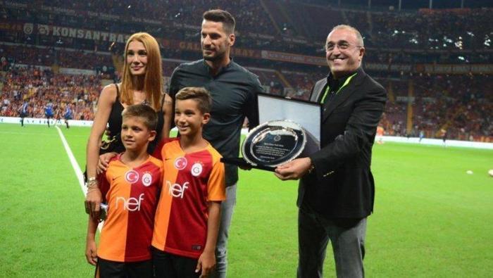 Galatasarayda Floryada büyük operasyon Birçok isimle yollar ayrılıyor...