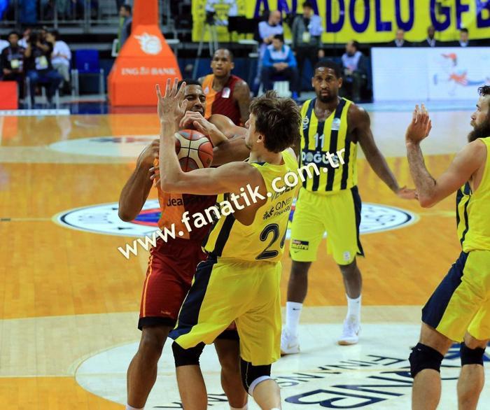 Ahmet Düverioğlu doğum gününde coştu