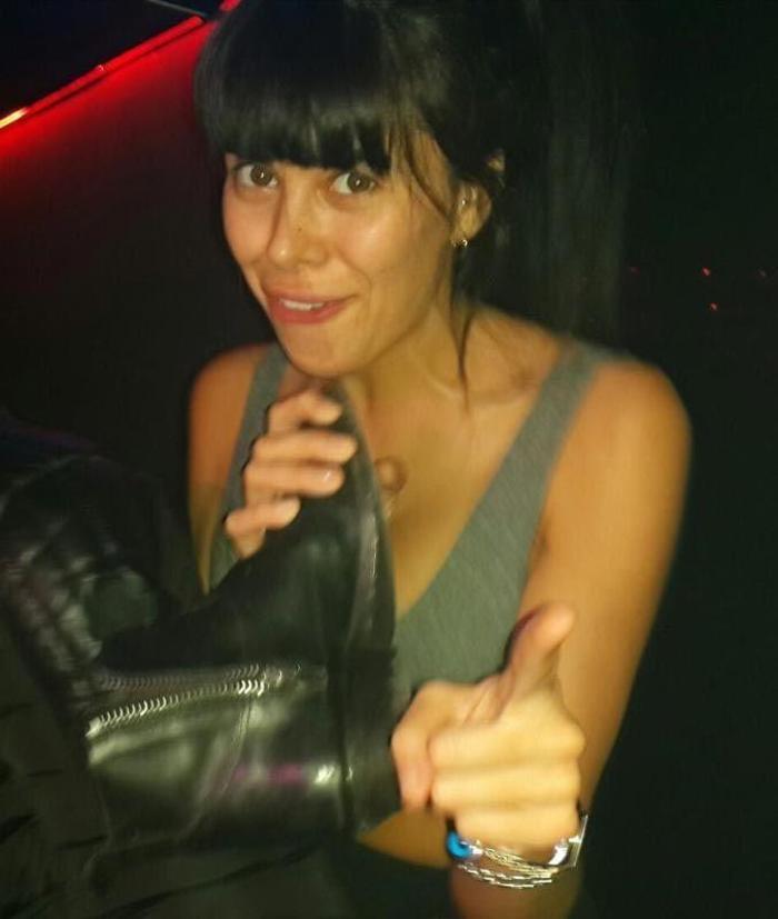 Caner Erkin evi terk etti