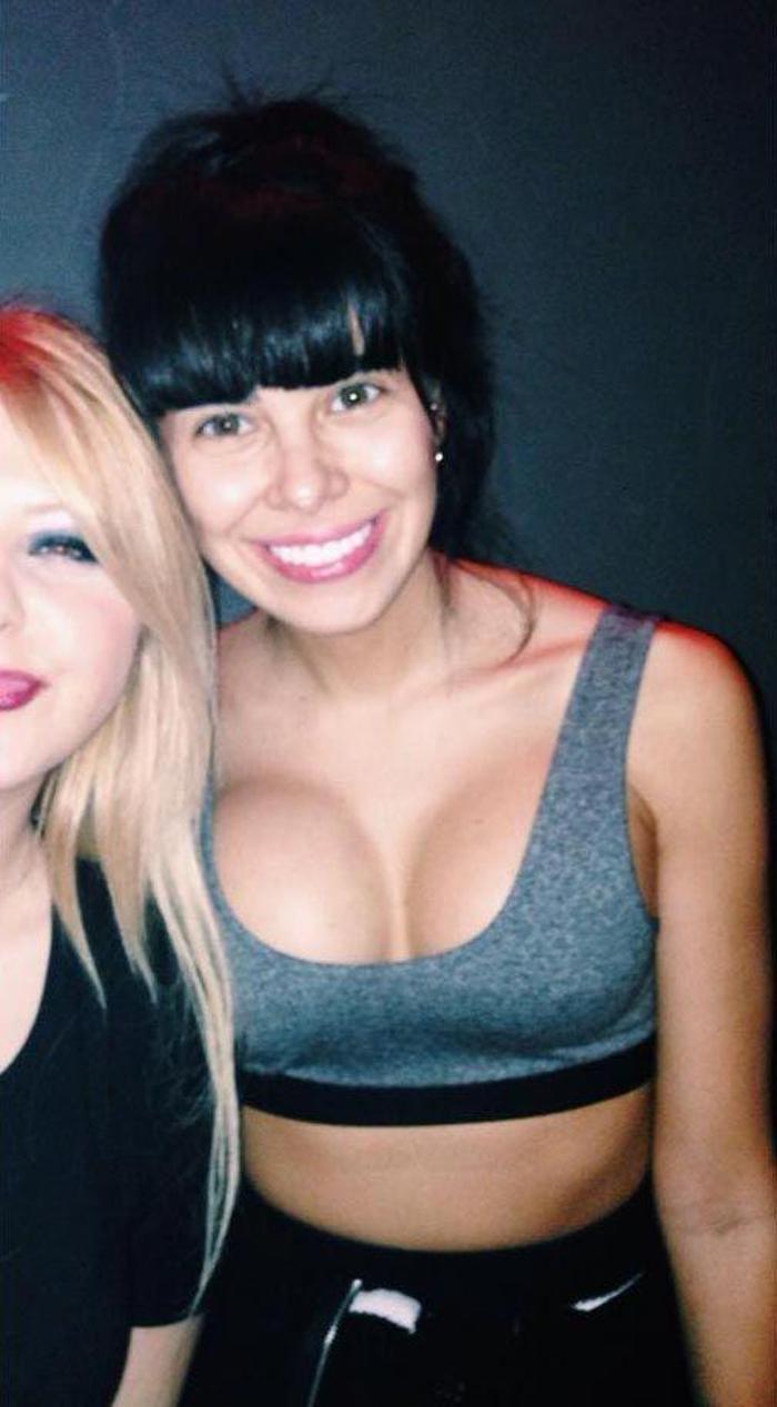 Caner Erkin evi terk etti