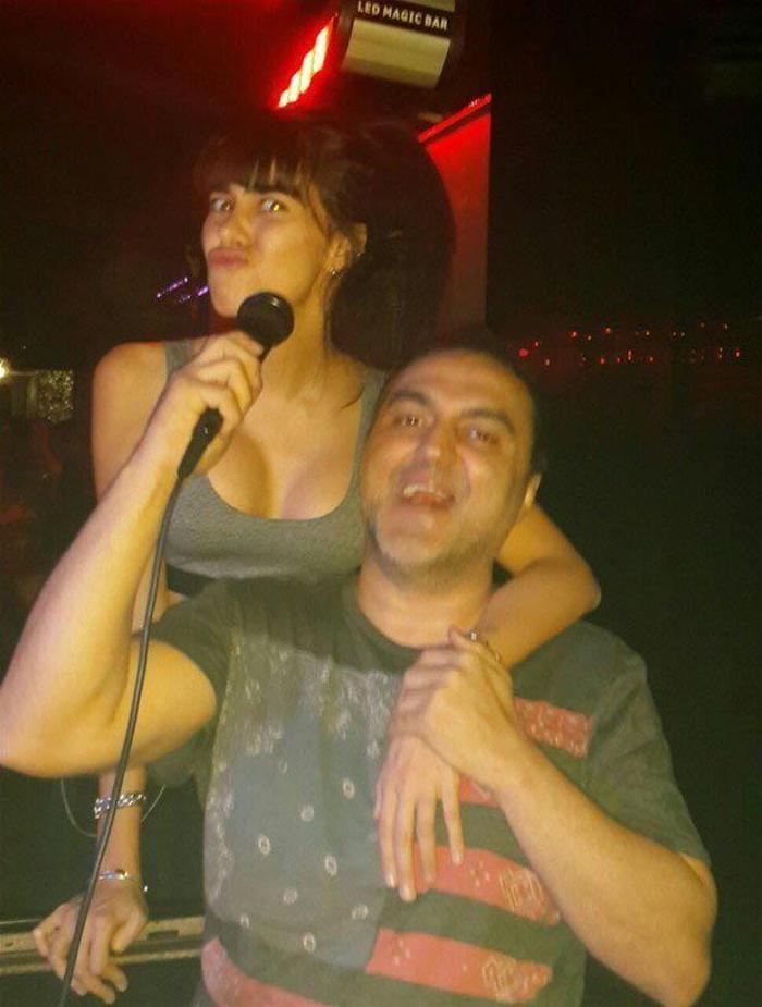 Caner Erkin evi terk etti