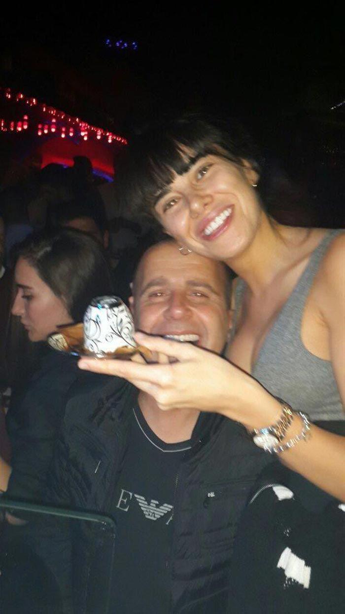 Caner Erkin evi terk etti