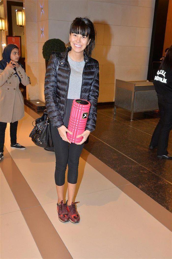 Caner Erkin evi terk etti