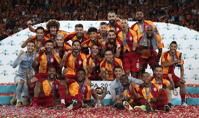 Türk sporunun acı kaybı Ahmet Çalıkın futbolculuk kariyeri
