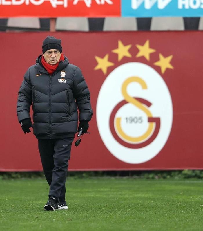 Fanatik yazarları Fatih Terim - Galatasaray ayrılığını değerlendirdi