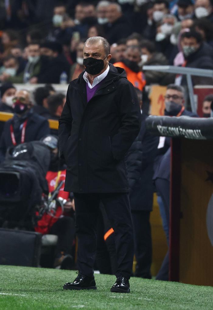 Avrupa basını Galatasarayda Fatih Terimin ayrılığını manşetlerine taşıdı