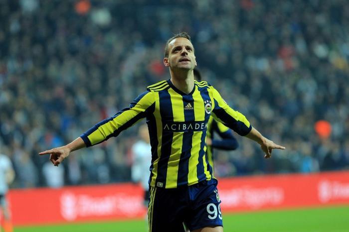 Mehmet Demirkol: Senede 3 maç oynayacak diye bekleyemeyiz