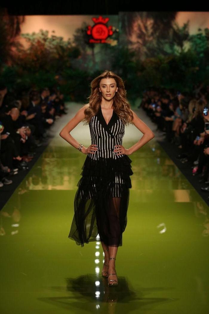 Azerbaycanda en büyük moda şov