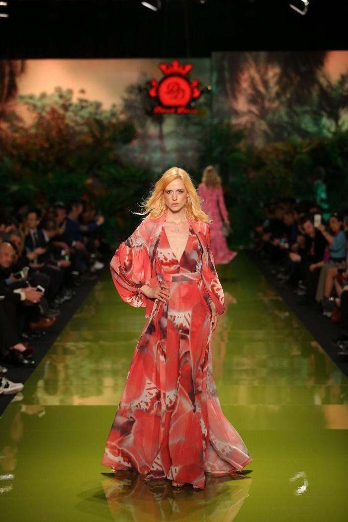 Azerbaycanda en büyük moda şov