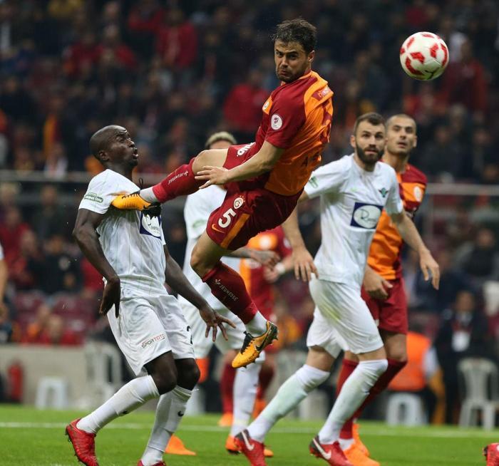 Fanatik yazarlarının Galatasaray - Akhisarspor maçı yorumları