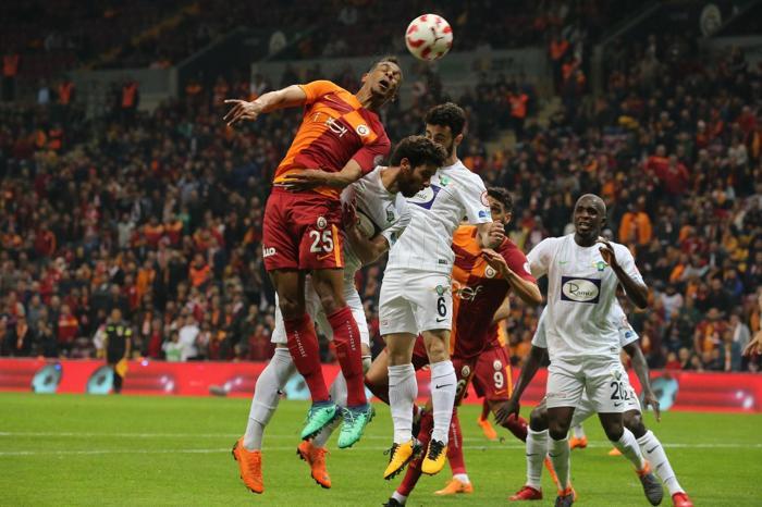 Fanatik yazarlarının Galatasaray - Akhisarspor maçı yorumları