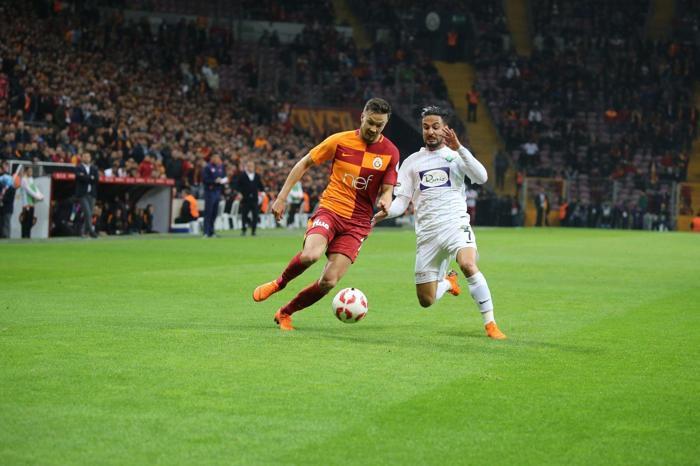 Fanatik yazarlarının Galatasaray - Akhisarspor maçı yorumları