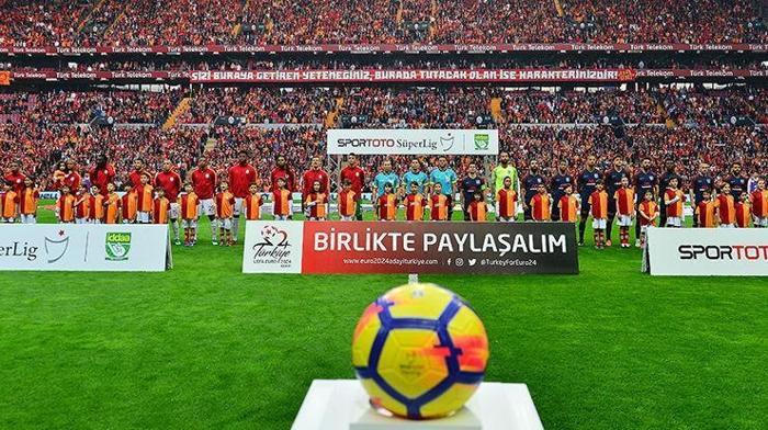 Zirveye sert mesaj