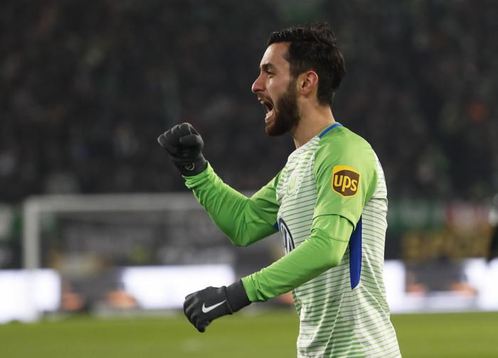 Fenerbahçe Yunus Mallı ile anlaştı, söz Ersun Yanalda
