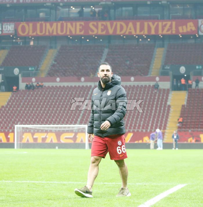 Son dakika Arda Turandan Galatasaraylı taraftarlara: Özür diliyoruz...