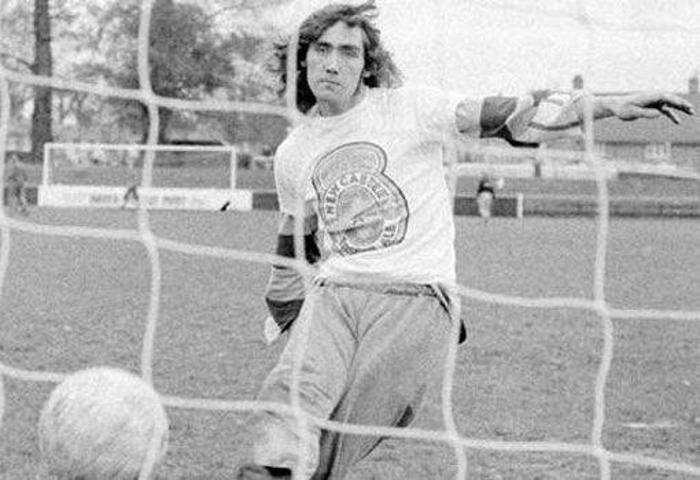 3-ROBIN FRIDAY