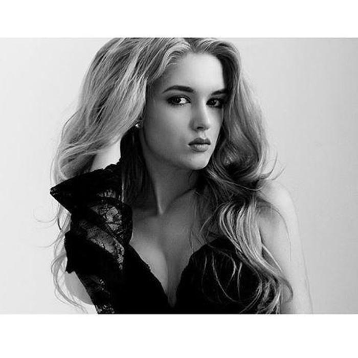 Dünyanın en seksi voleybolcusu Alisa Manyonok
