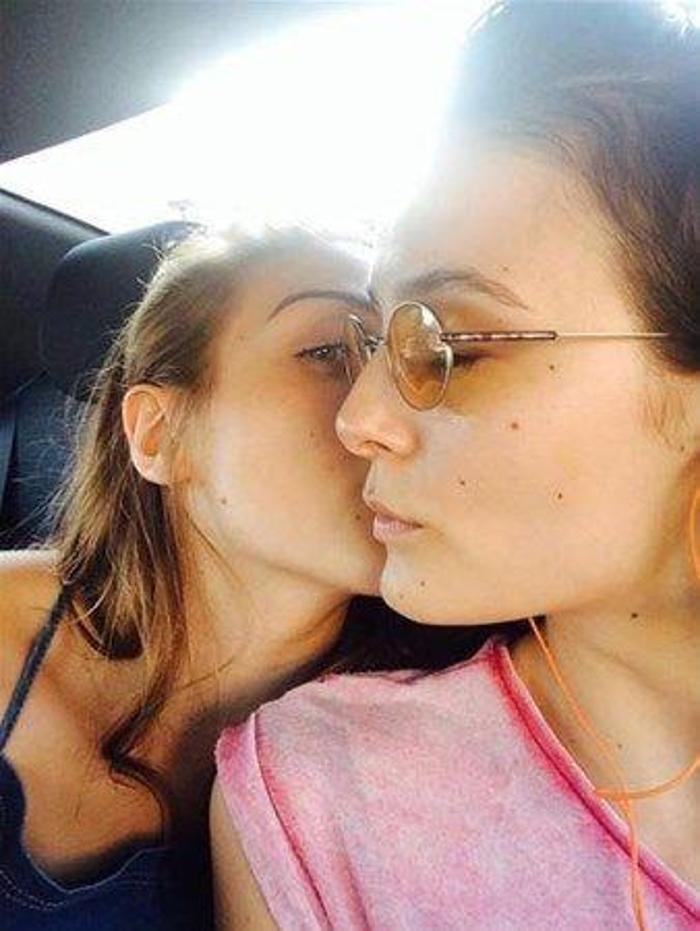 Ünlüler ve kardeşleri. Çok şaşıracaksınız