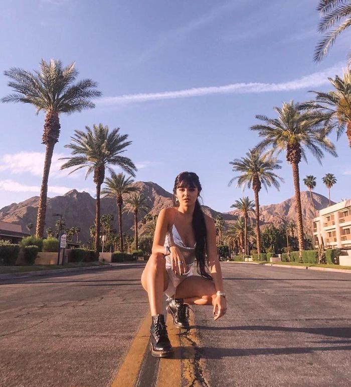 Beyonceden müthiş performans İşte ünlülerin akın ettiği Coachella Festivali