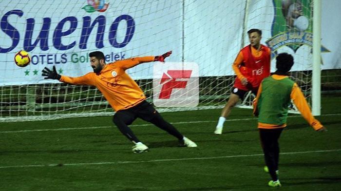 Mustafa Kapı Galatasaray idmanına damga vurdu