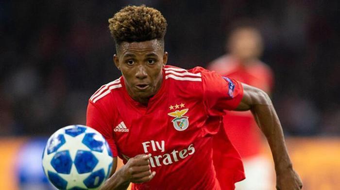 Son dakika Galatasarayda ilk transfer Gedson Fernandes ve Benfica ile anlaşma sağlandı