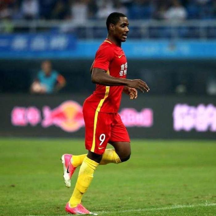 Fenerbahçe ve Galatasaray, Odion Ighalo transferi için kapışıyor