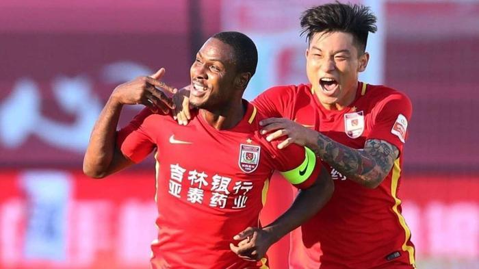 Fenerbahçe ve Galatasaray, Odion Ighalo transferi için kapışıyor