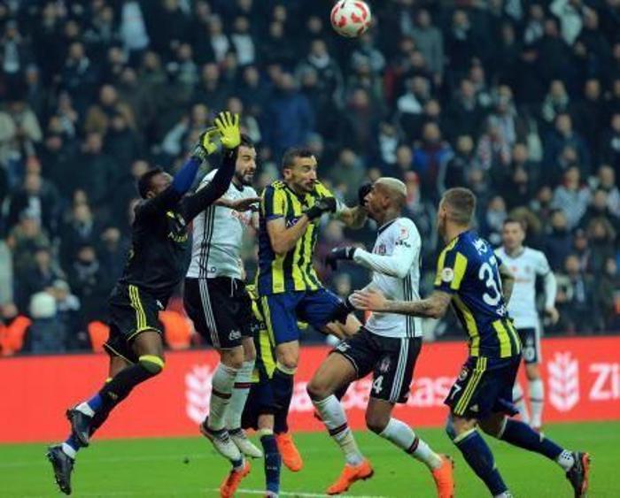 Beşiktaş - Fenerbahçe derbisi: Futbol haini