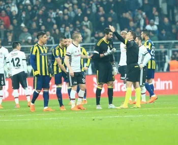 Beşiktaş - Fenerbahçe derbisi: Futbol haini