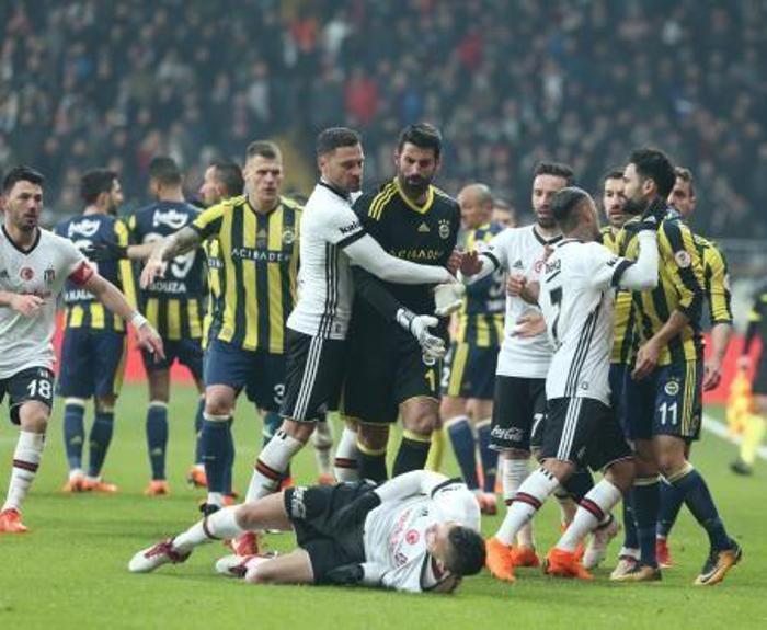 Beşiktaş - Fenerbahçe derbisi: Futbol haini