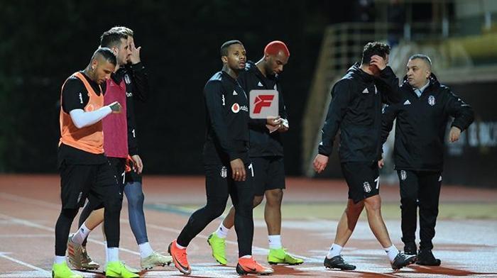 Ryan Babel yeniden... Beşiktaş idmanında dikkat çeken detay