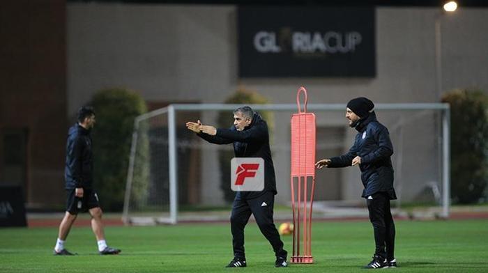 Ryan Babel yeniden... Beşiktaş idmanında dikkat çeken detay