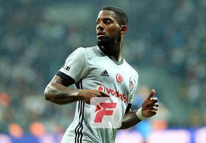 Jeremain Lens herkesi çileden çıkardı