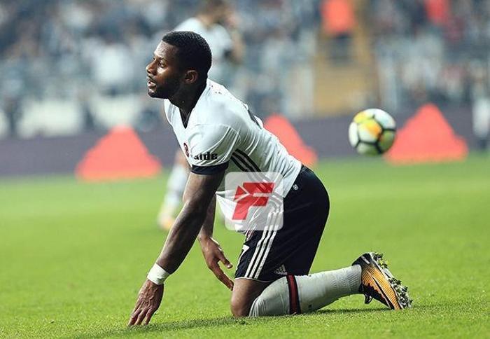 Jeremain Lens herkesi çileden çıkardı