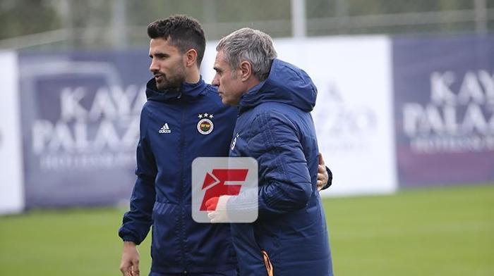 Fenerbahçe idmanında Volkan ve Dirar sürprizi