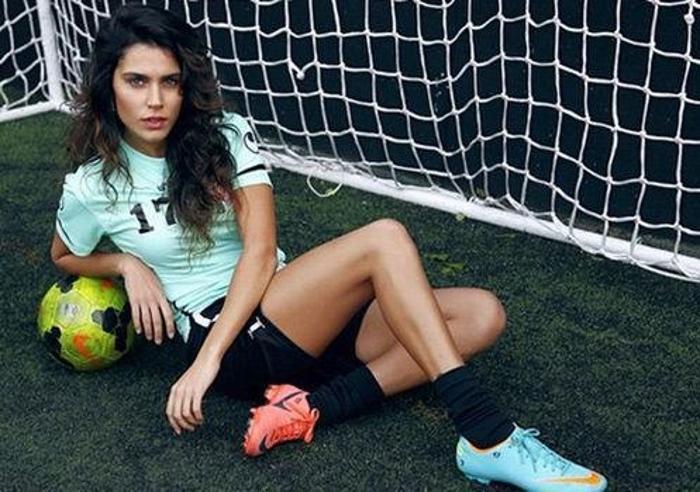 Serenay Aktaş: Asamoahin önüne beni de alın