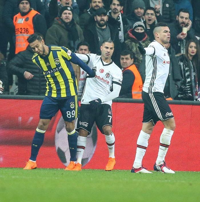OJOGO: QUARESMA, İSTANBUL DERBİSİNDE JOSEF DE SOUZAYA YUMRUK ATTI