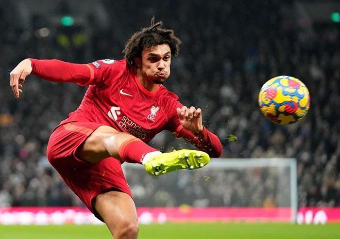 Avrupanın 5 Büyük Liginde bu sezona damga vuran isimler belli oldu Hakan Çalhanoğlu da listede...