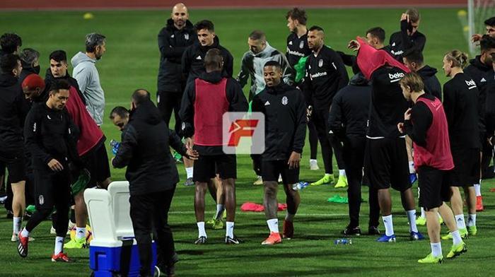 Başkan Fikret Orman takımı ziyaret etti