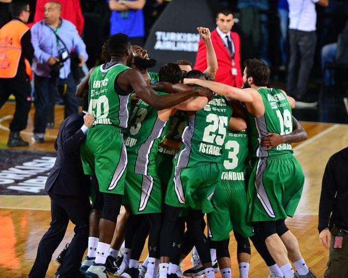 EuroCupta şampiyon Darüşşafaka