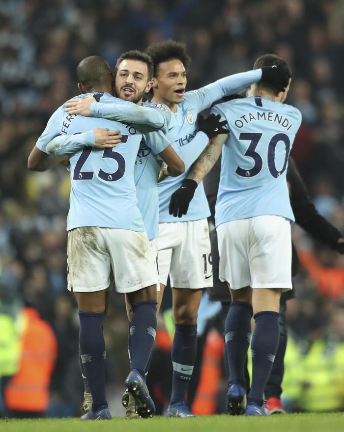 Liverpool yenildi, taraftarlar Dejan Lovreni topa tuttu