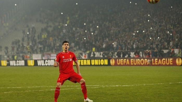 Liverpool yenildi, taraftarlar Dejan Lovreni topa tuttu