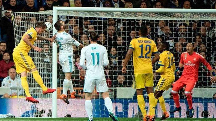 İtalyanlar duyurdu Mandzukic İstanbula...